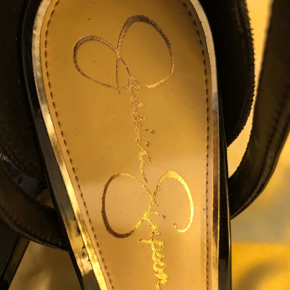 Jessica Simpson 👠 - Picture 3 of 4